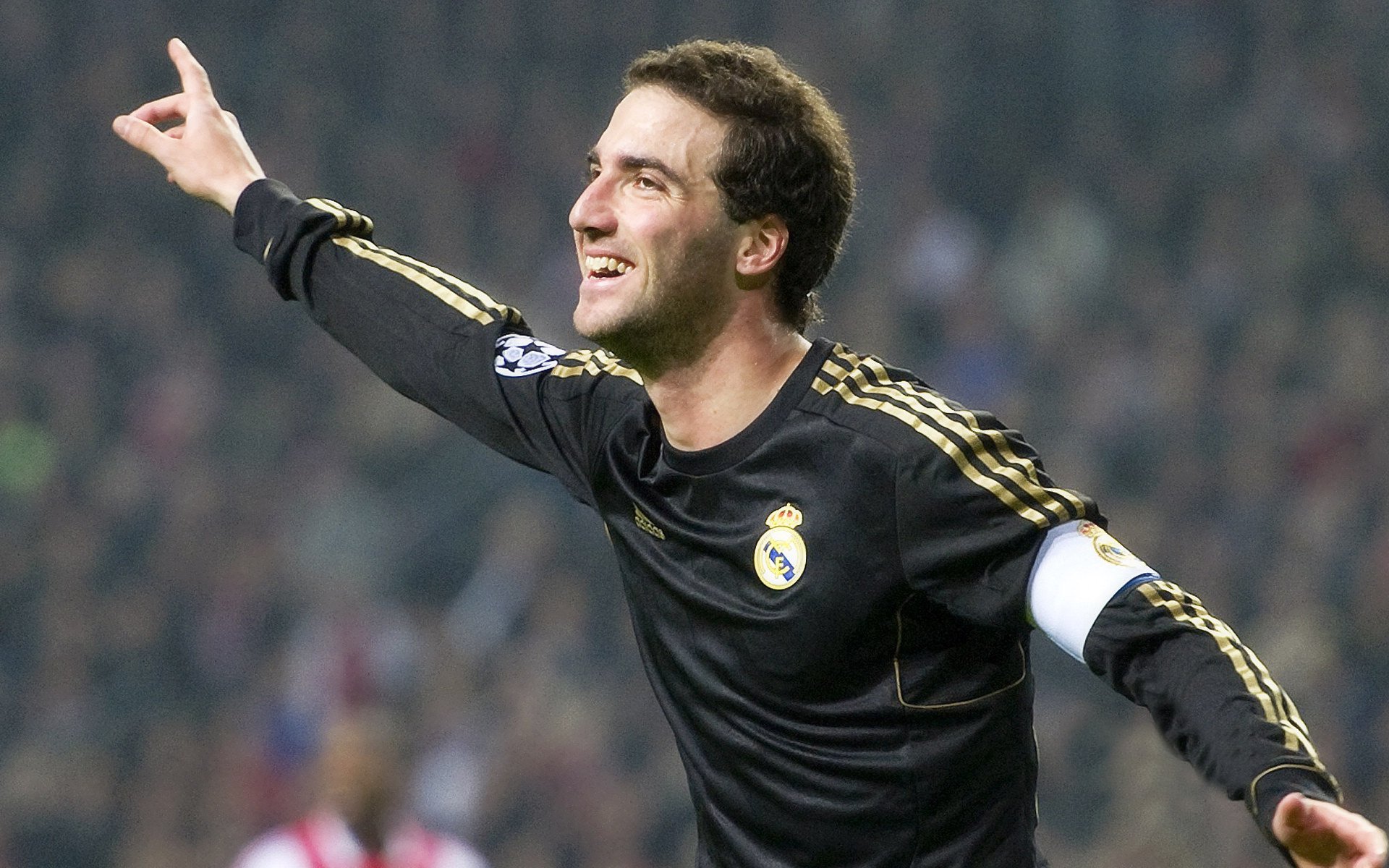 新赛季换帅潮涌现战术革新期待高,马上新赛季了